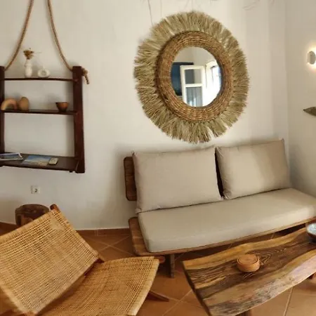 Апартаменты Syros Chryssonisos *