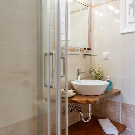 Syros Chryssonisos Апартаменты Кинион