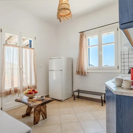 Syros Chryssonisos Κίνι